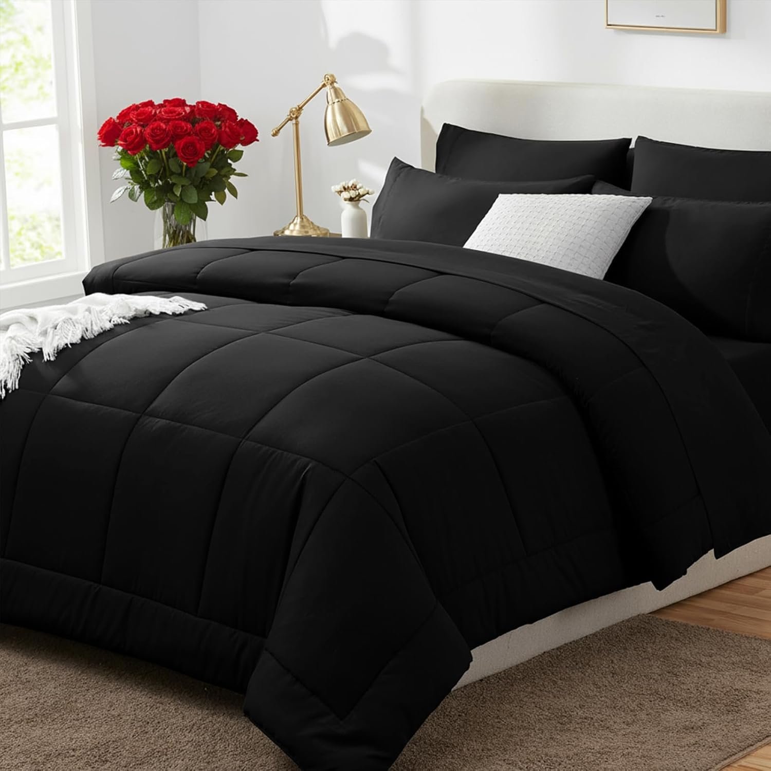 Down-Alternative Comforter Set - Queen (Quilted Stitching) Main