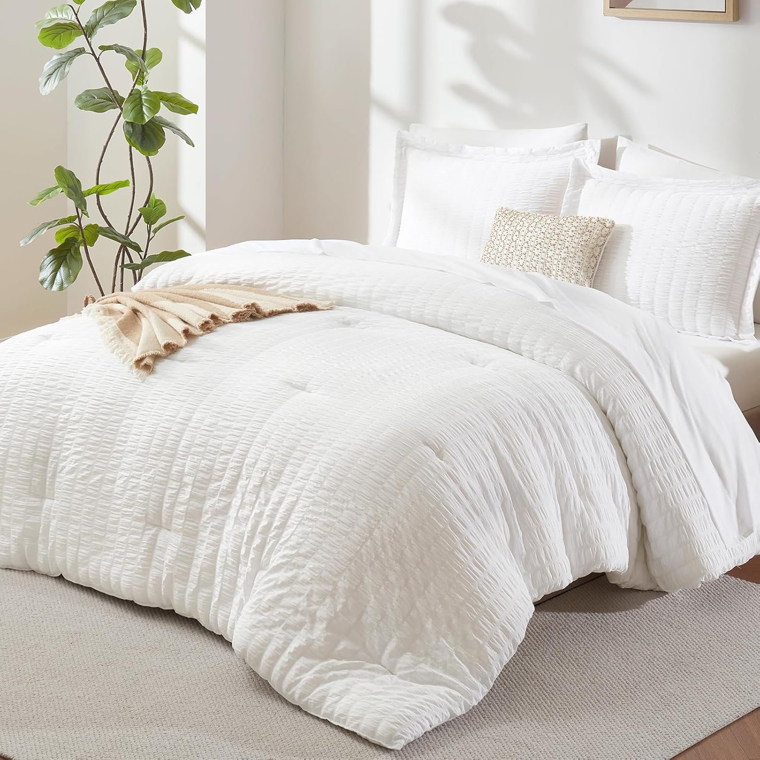 Down-Alternative Comforter Set - Queen (Quilted Stitching) Main