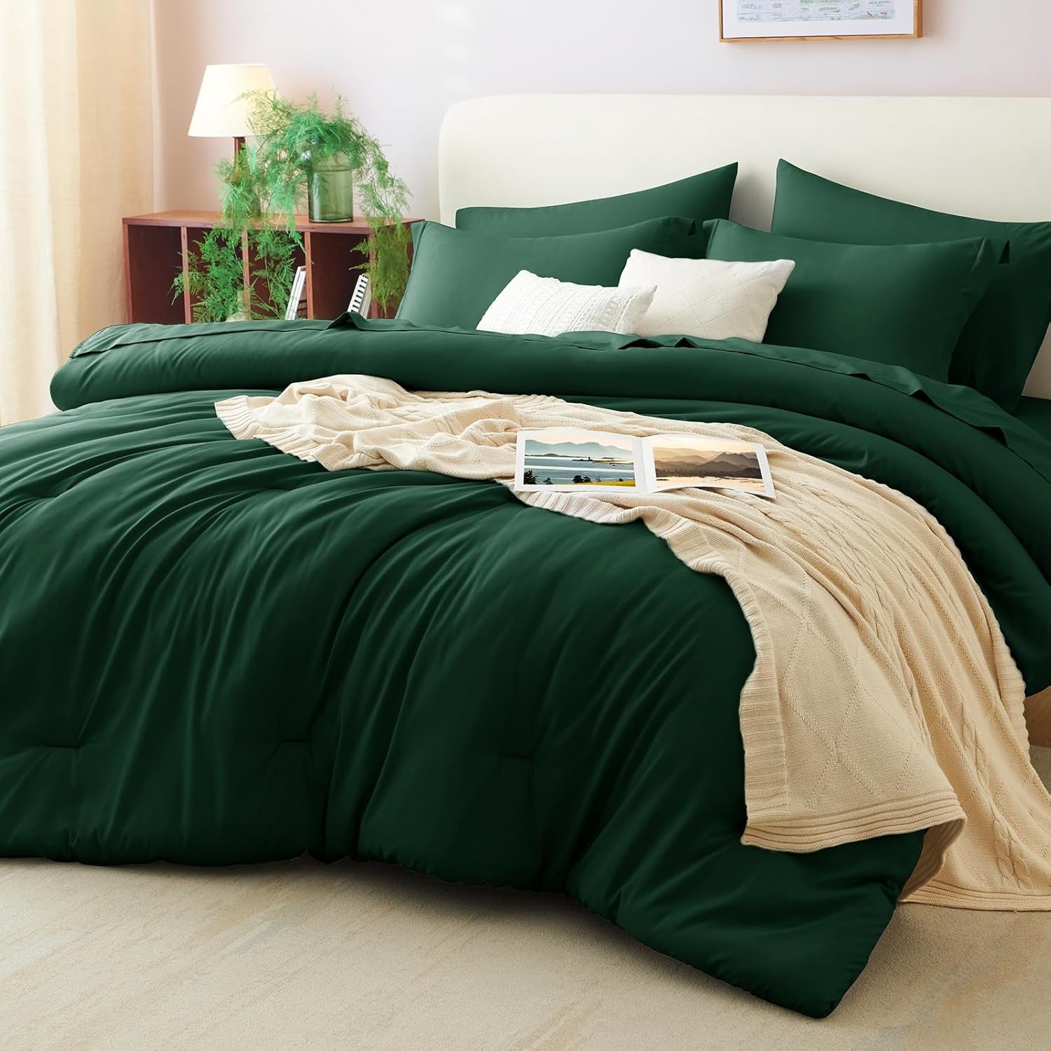 Down-Alternative Comforter Set - Queen (Tailored Stitching) Main